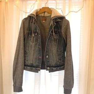 AMERICAN EAGLE jean jacket